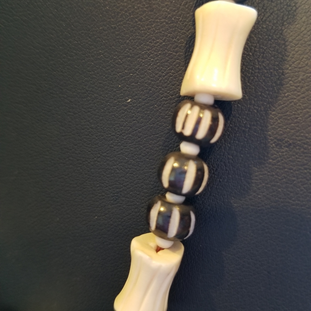 Handmade Necklace. - Picture 3 of 13